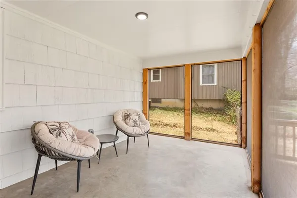 $619,000 | 4808 West 77th Terrace, Prairie Village, KS 66208