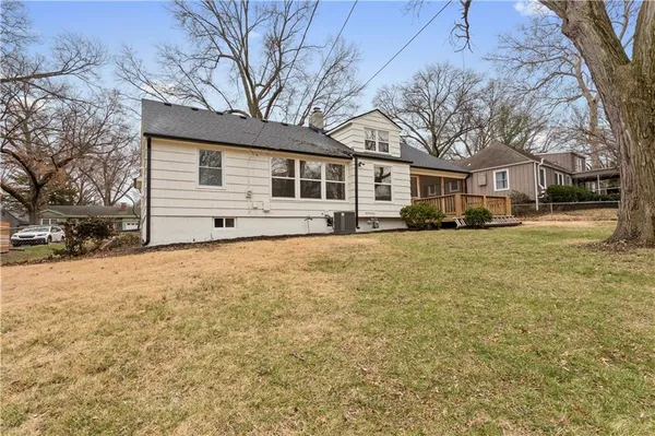 $619,000 | 4808 West 77th Terrace, Prairie Village, KS 66208
