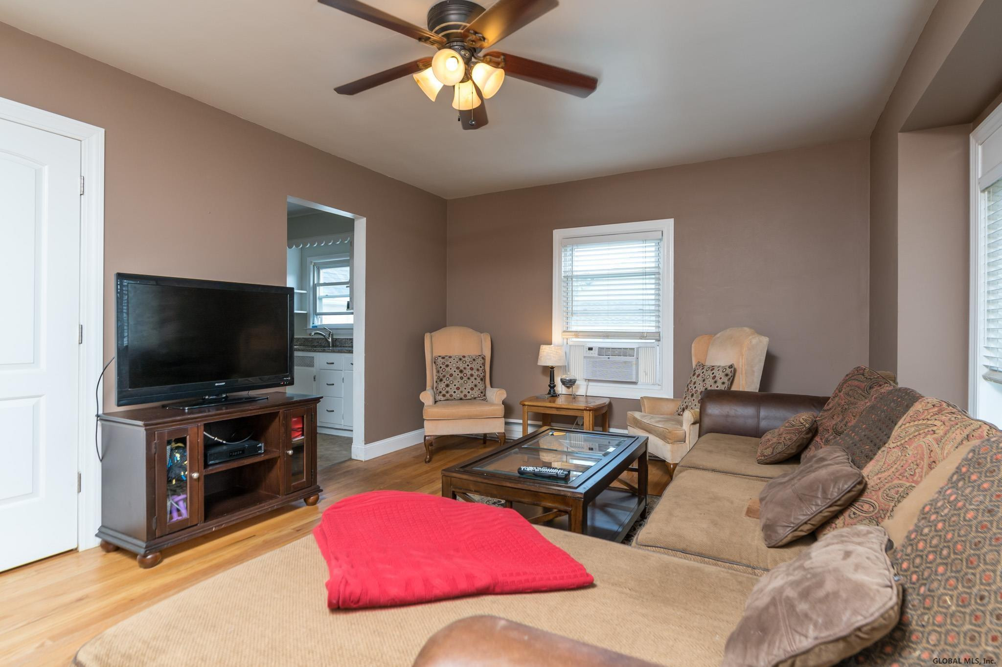 10 Rondack Road Colonie, NY 12205 - Photo 8 of 27 Photo 8