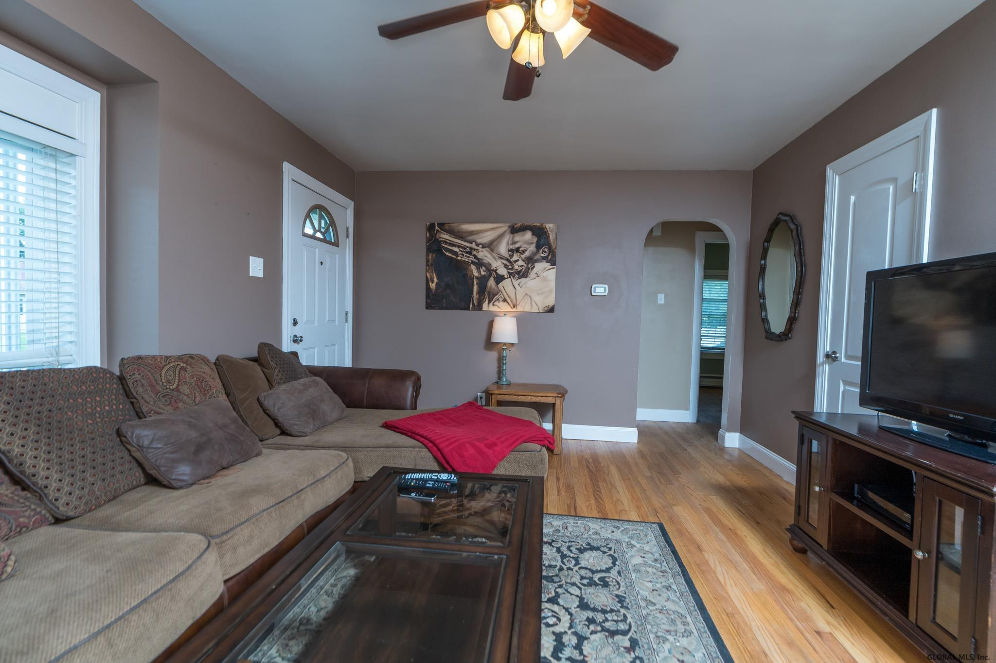 10 Rondack Road Colonie, NY 12205 - Photo 9 of 27 Photo 9