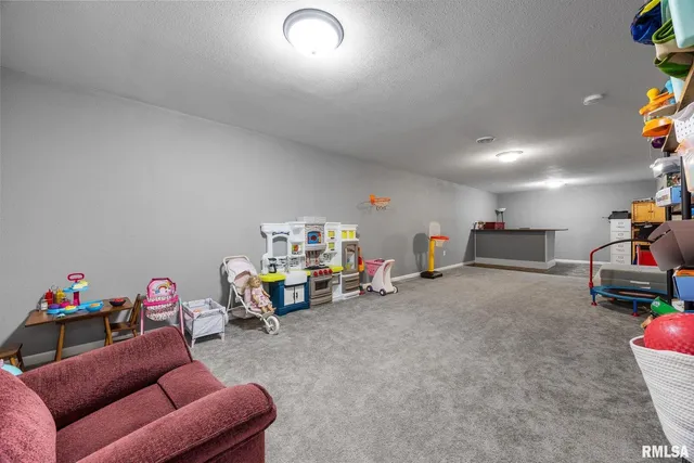 $280,000 | 211 Summit Drive, Tipton, IA 52772