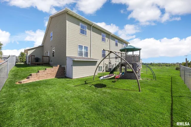 $280,000 | 211 Summit Drive, Tipton, IA 52772
