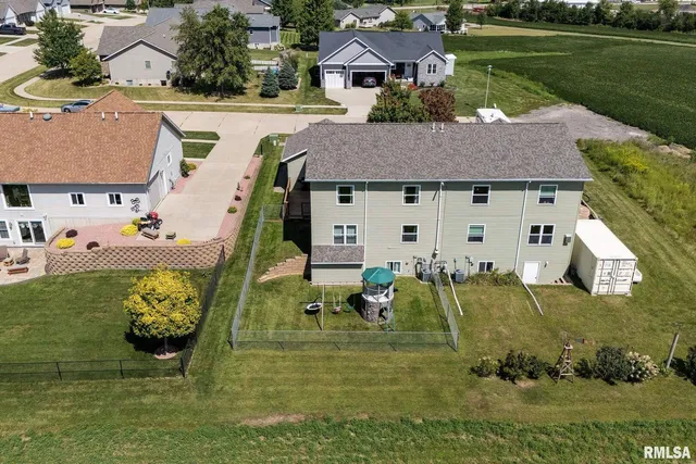 $280,000 | 211 Summit Drive, Tipton, IA 52772