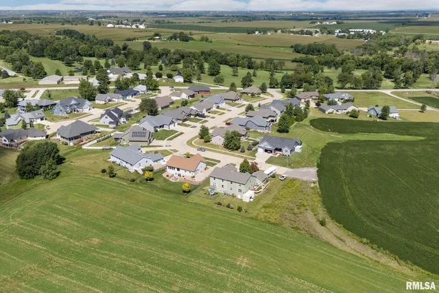 $280,000 | 211 Summit Drive, Tipton, IA 52772