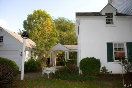 1874 Meadows Road Bethlehem, PA 18015 - Photo 12 of 20 Gallery Image 12