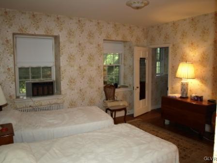 1874 Meadows Road Bethlehem, PA 18015 - Photo 10 of 20 Gallery Image 10