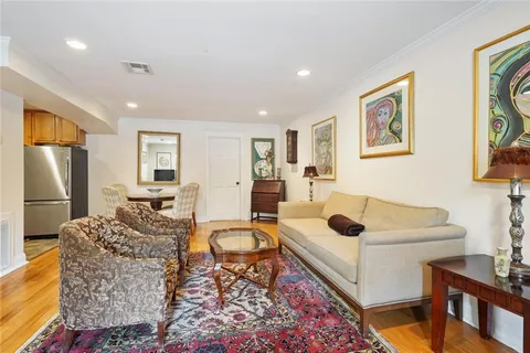 $225,000 | 612 North Rampart Street, Unit 612, New Orleans, LA 70112