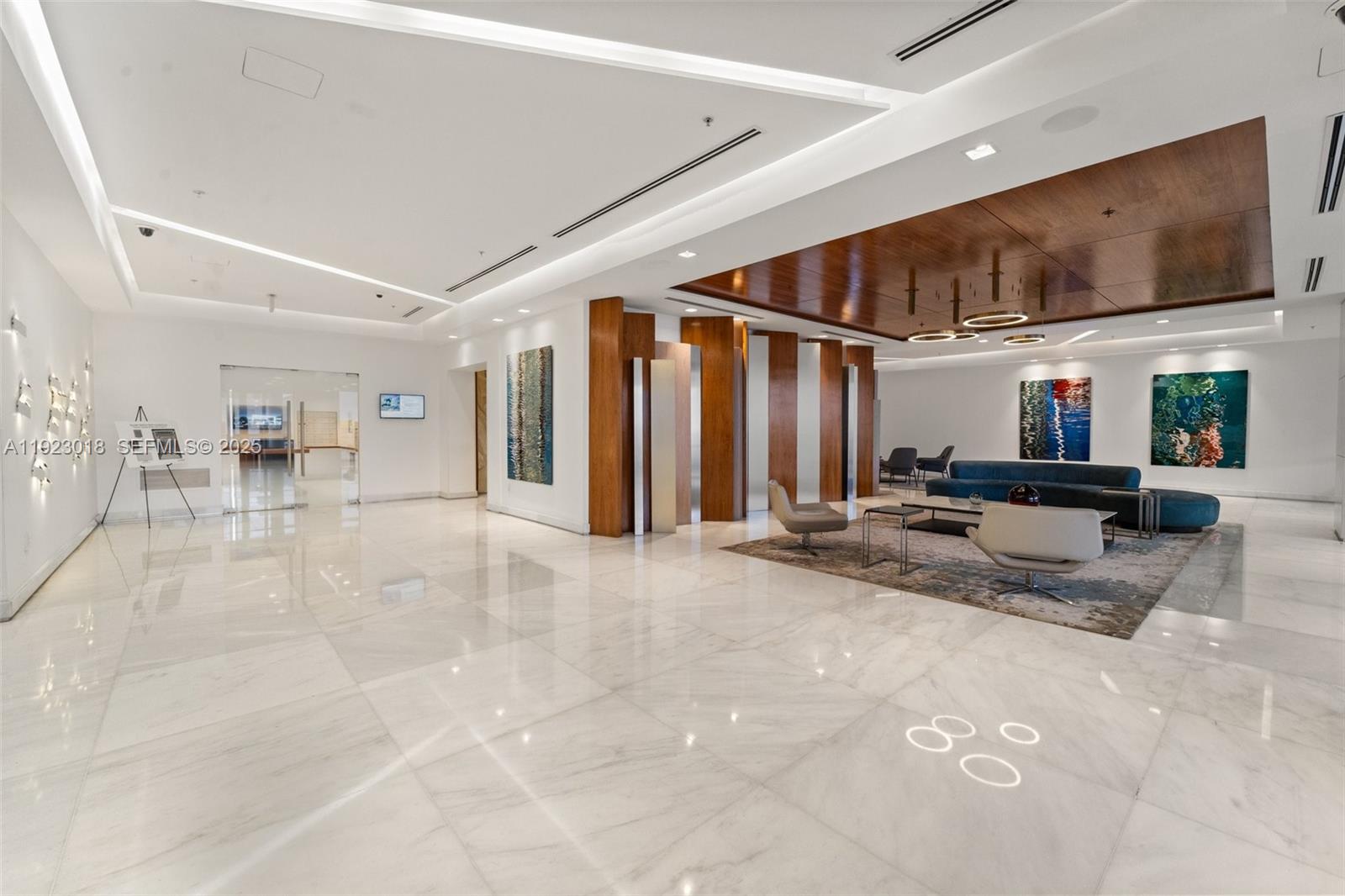 1900 Sunset Harbour Drive, Unit 2115 Miami Beach, FL 33139 - Photo 21 of 25 a view of a hall with wooden floor