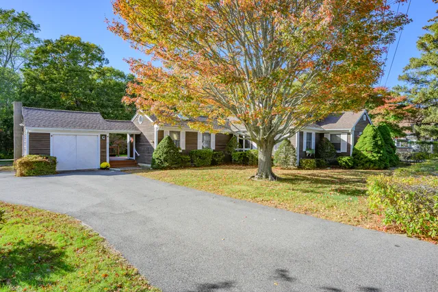 $700,000 | 17 South Street, South Yarmouth, MA 02664