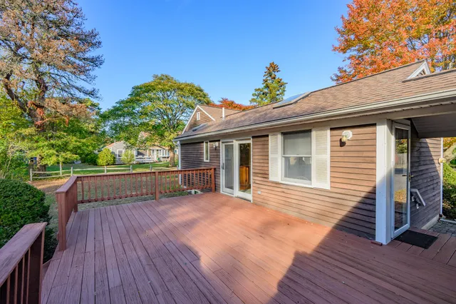 $700,000 | 17 South Street, South Yarmouth, MA 02664