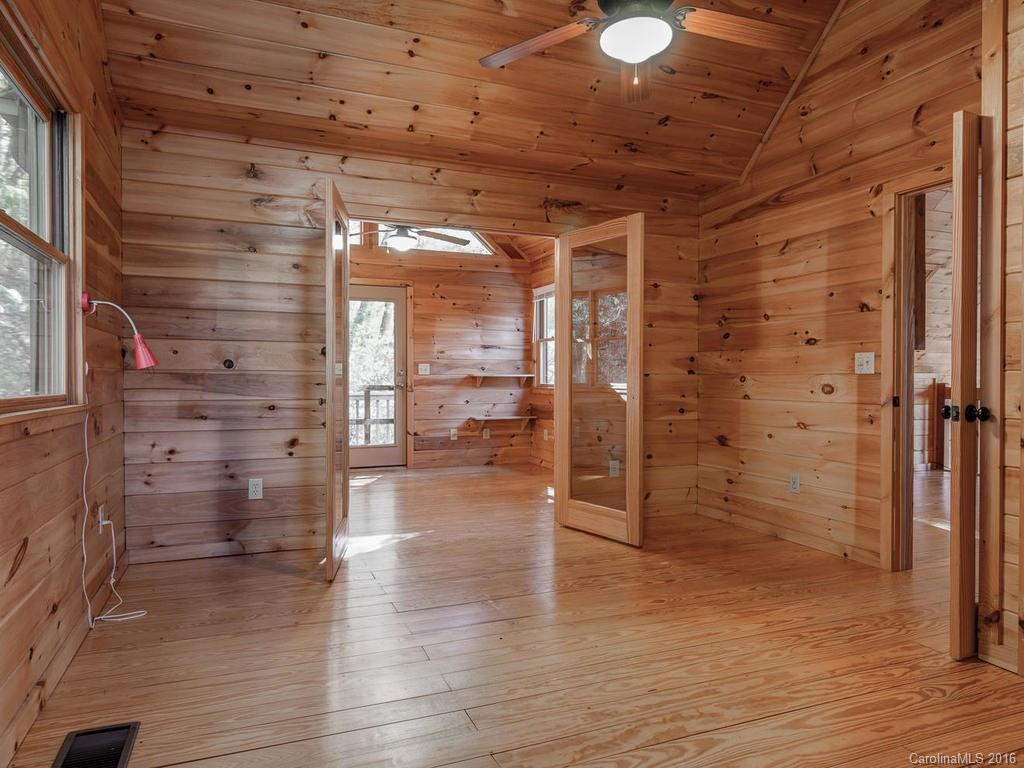 1307 Firefly Road Whittier, NC 28789 - Photo 13 of 24 Gallery Image 13