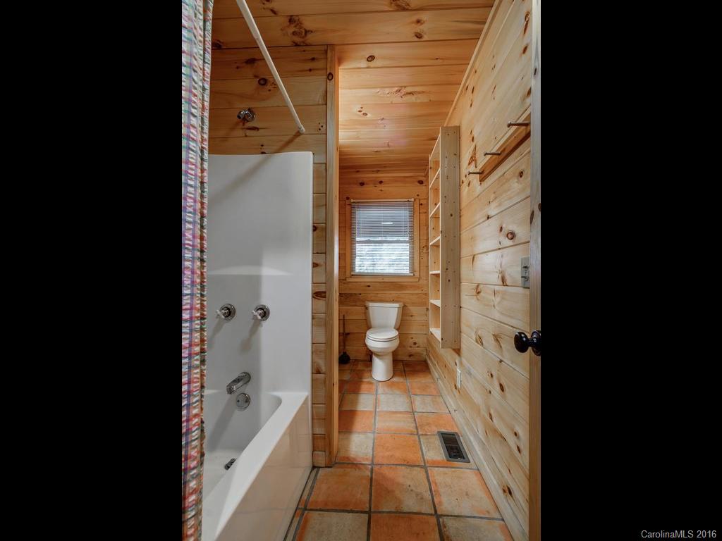 1307 Firefly Road Whittier, NC 28789 - Photo 16 of 24 Gallery Image 16