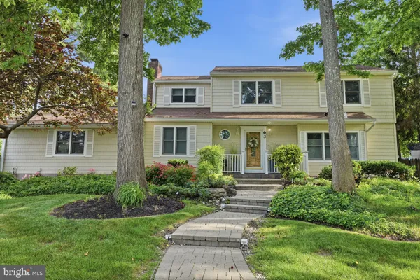 $685,000 | 63 Florister Drive, Hamilton, NJ 08690