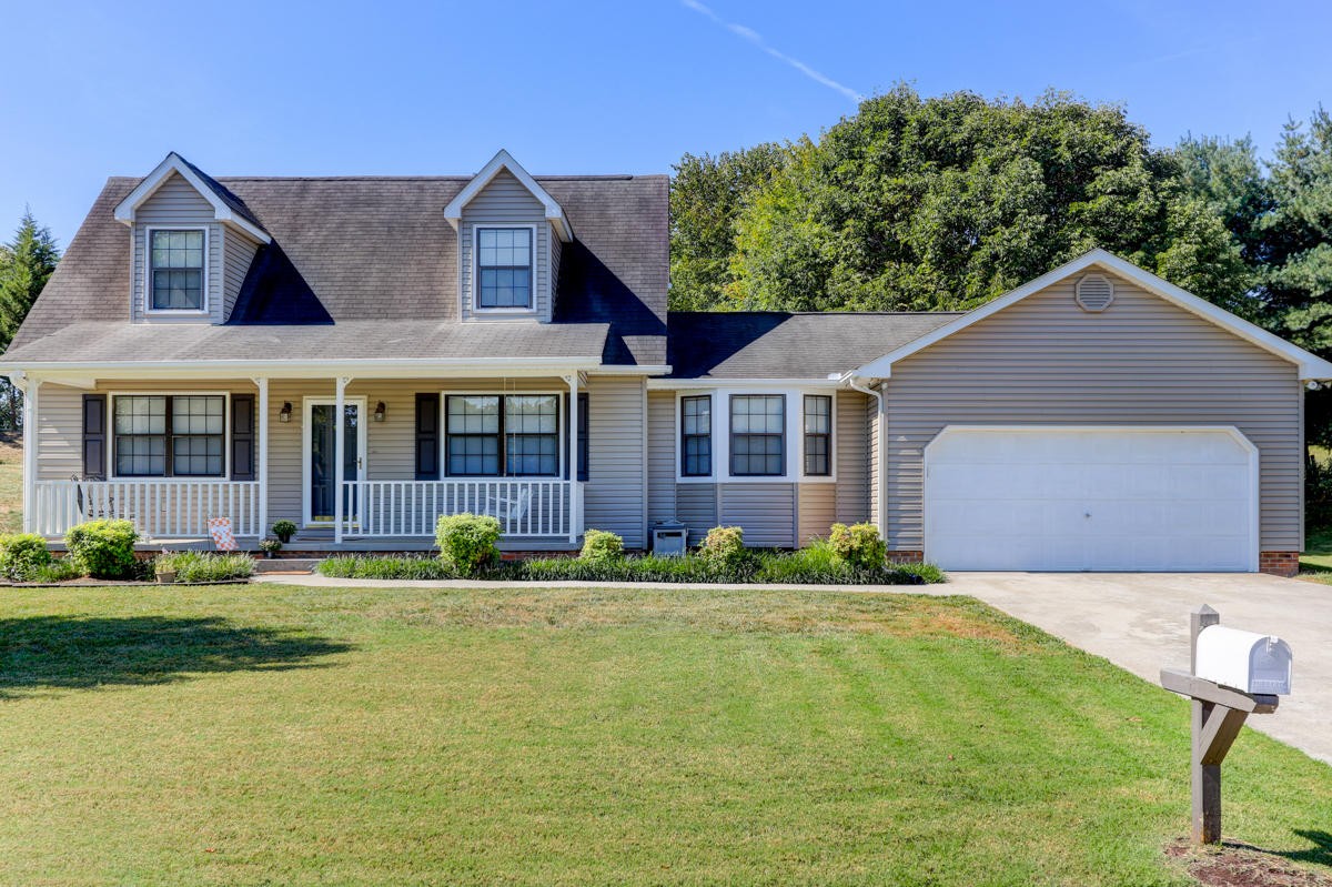 7033 Chartwell Road Knoxville, TN 37931 - Photo 1 of 15 Gallery Image 1