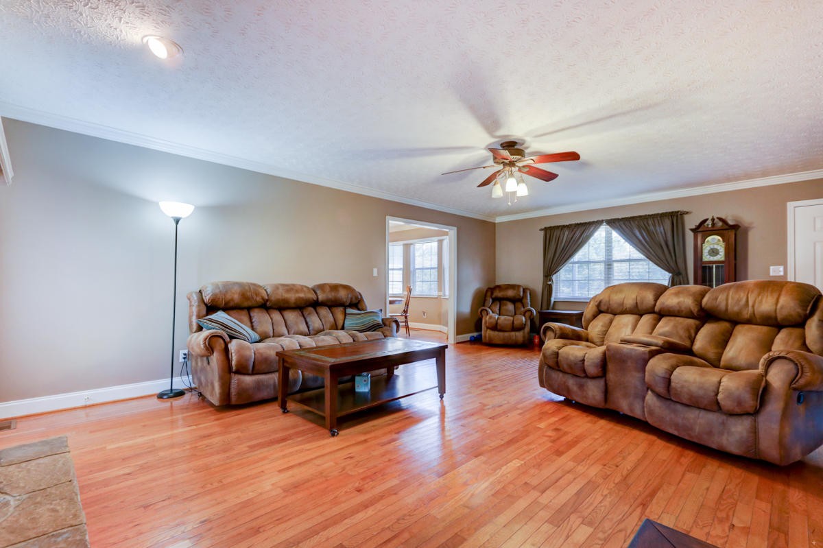 7033 Chartwell Road Knoxville, TN 37931 - Photo 3 of 15 Gallery Image 3