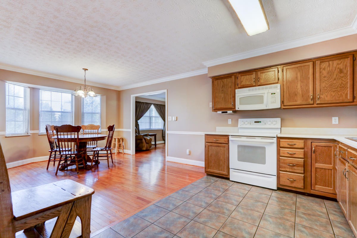 7033 Chartwell Road Knoxville, TN 37931 - Photo 7 of 15 Gallery Image 7