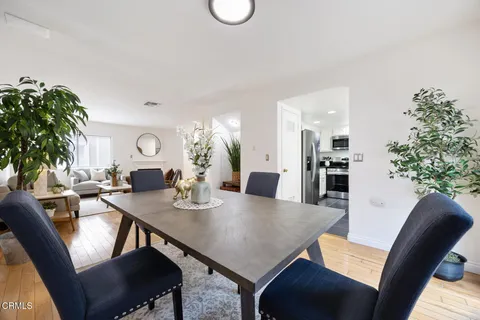 $749,888 | 49 North Parkwood Avenue, Unit 10, Pasadena, CA 91107
