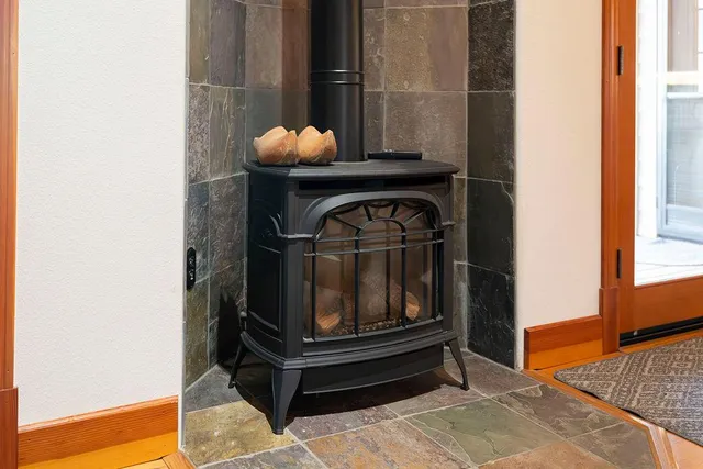 $770,000 | 10132 Ranch Road, Rough and Ready, CA 95975