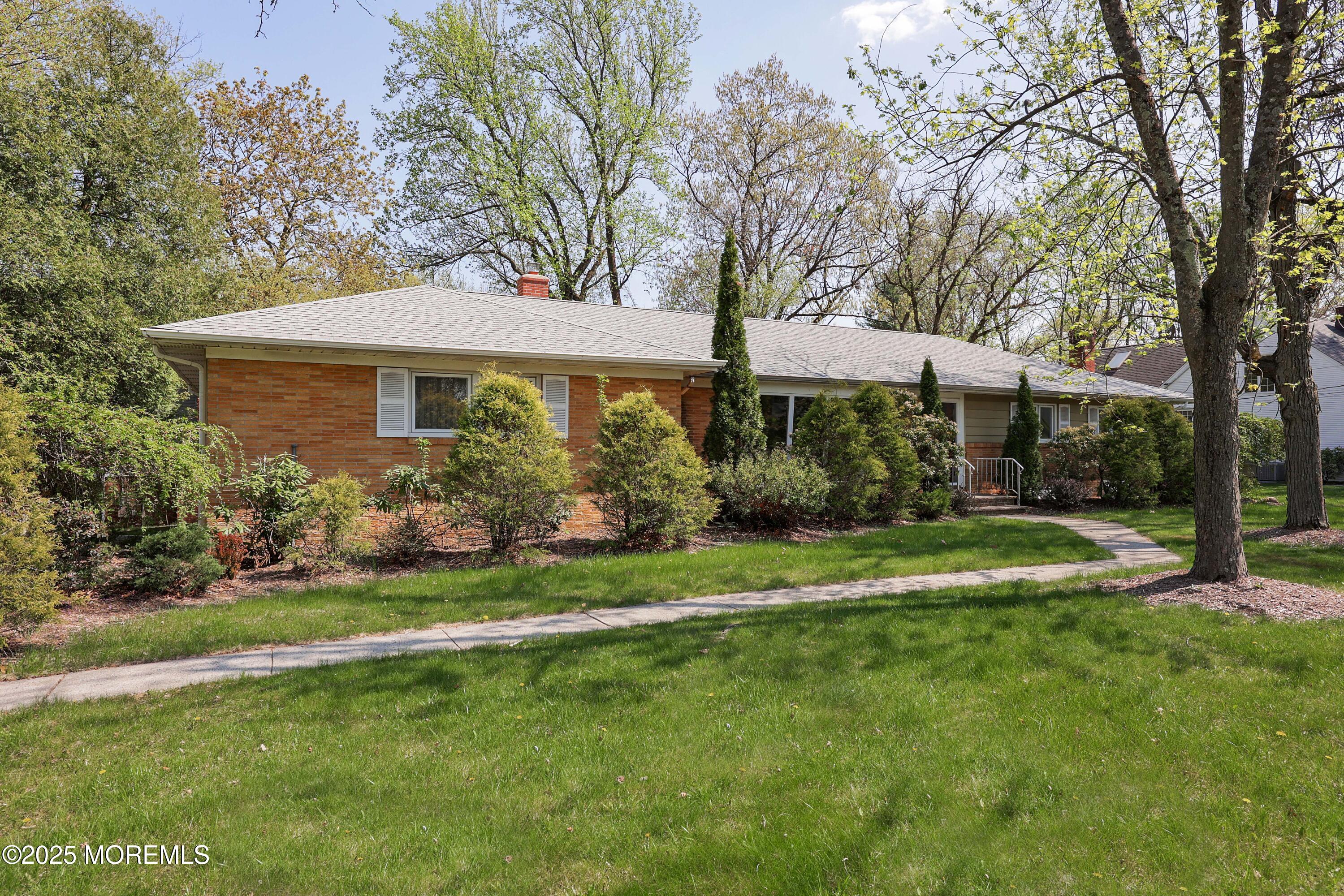 70 High Point Drive Springfield, NJ 07081 - Photo 3 of 37 758A2338_39_40_41_42