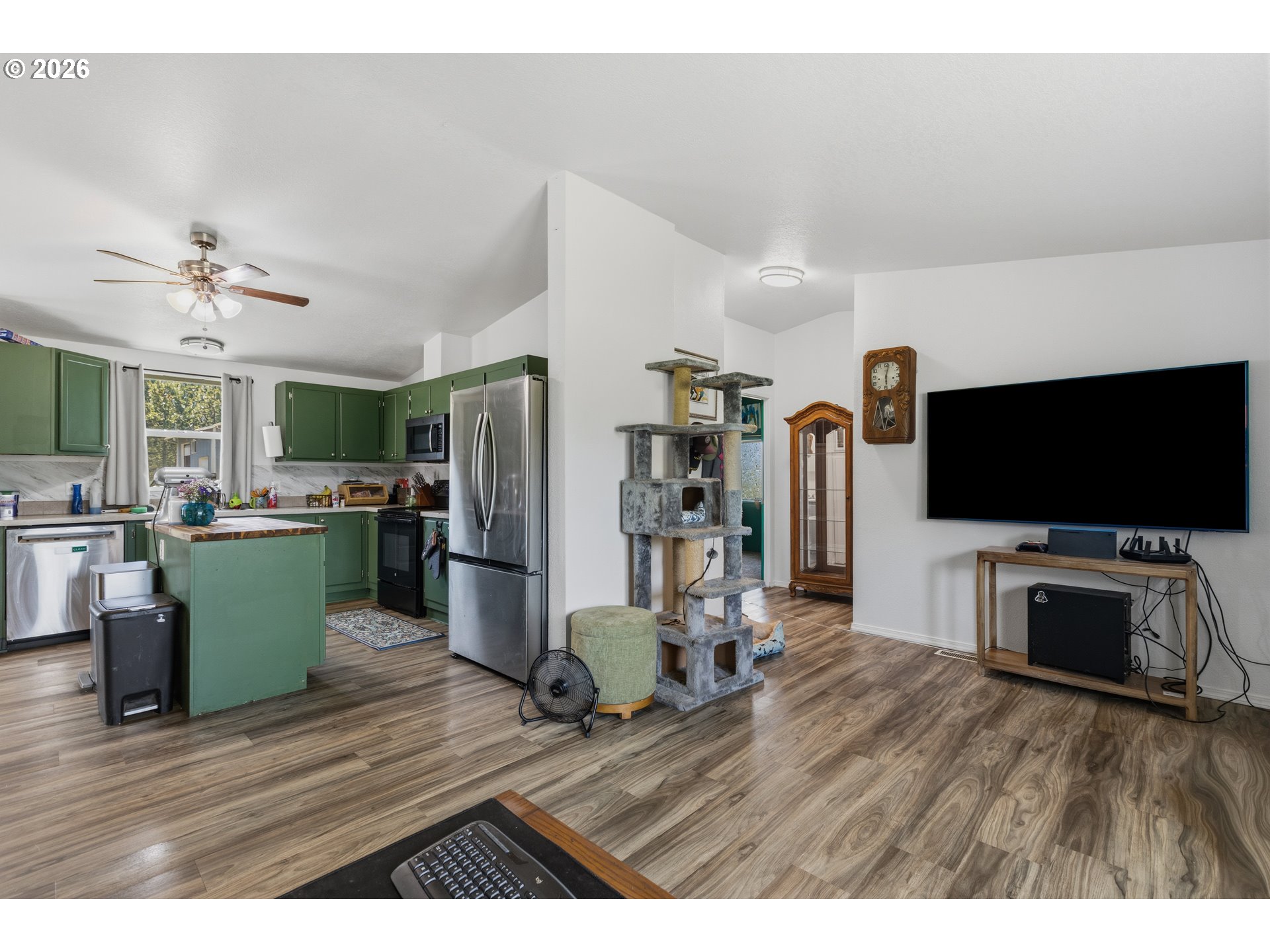 6107 Nonpareil Road Sutherlin, OR 97479 - Photo 7 of 42
