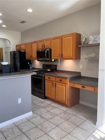 $2,195 | 8908 Southwest 84th Circle, Ocala, FL 34481