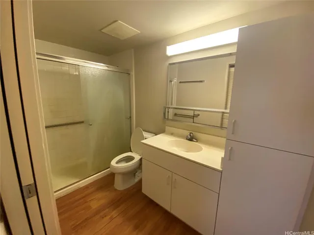 $2,600 | 3009 Ala Makahala Place, Unit 1611, Honolulu, HI 96818