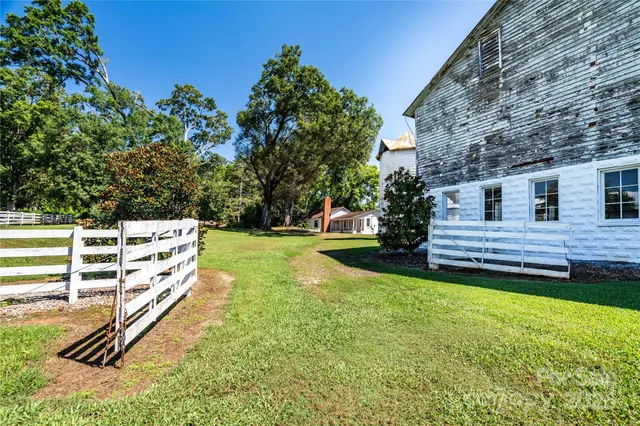 $1,650,000 | 3651 Highway 10 Highway, Newton, NC 28658