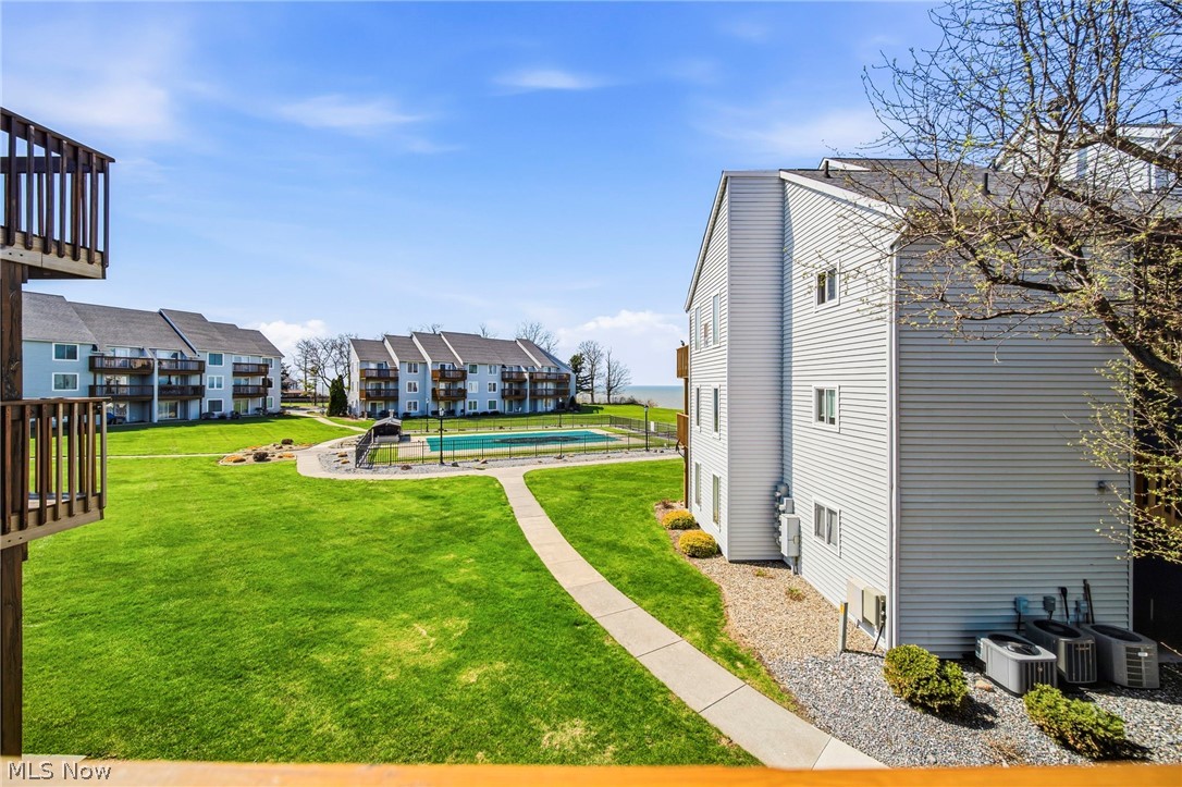 6035 Lake Road West, Unit 327 Ashtabula, OH 44004 - Photo 9 of 36