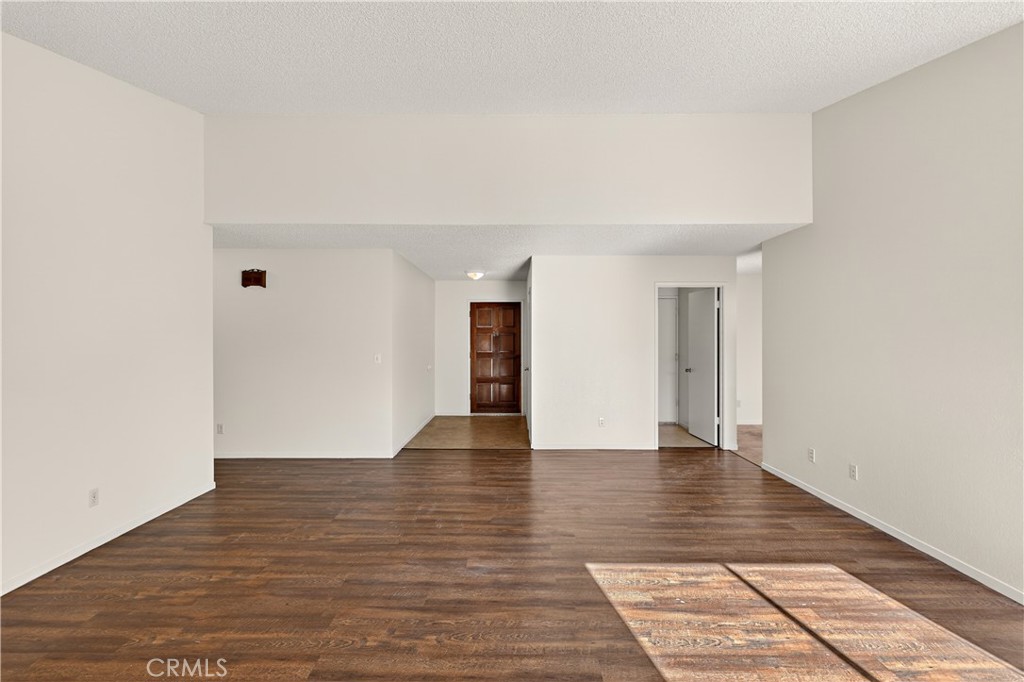 2979 Wainwright Avenue Merced, CA 95340 - Photo 5 of 50