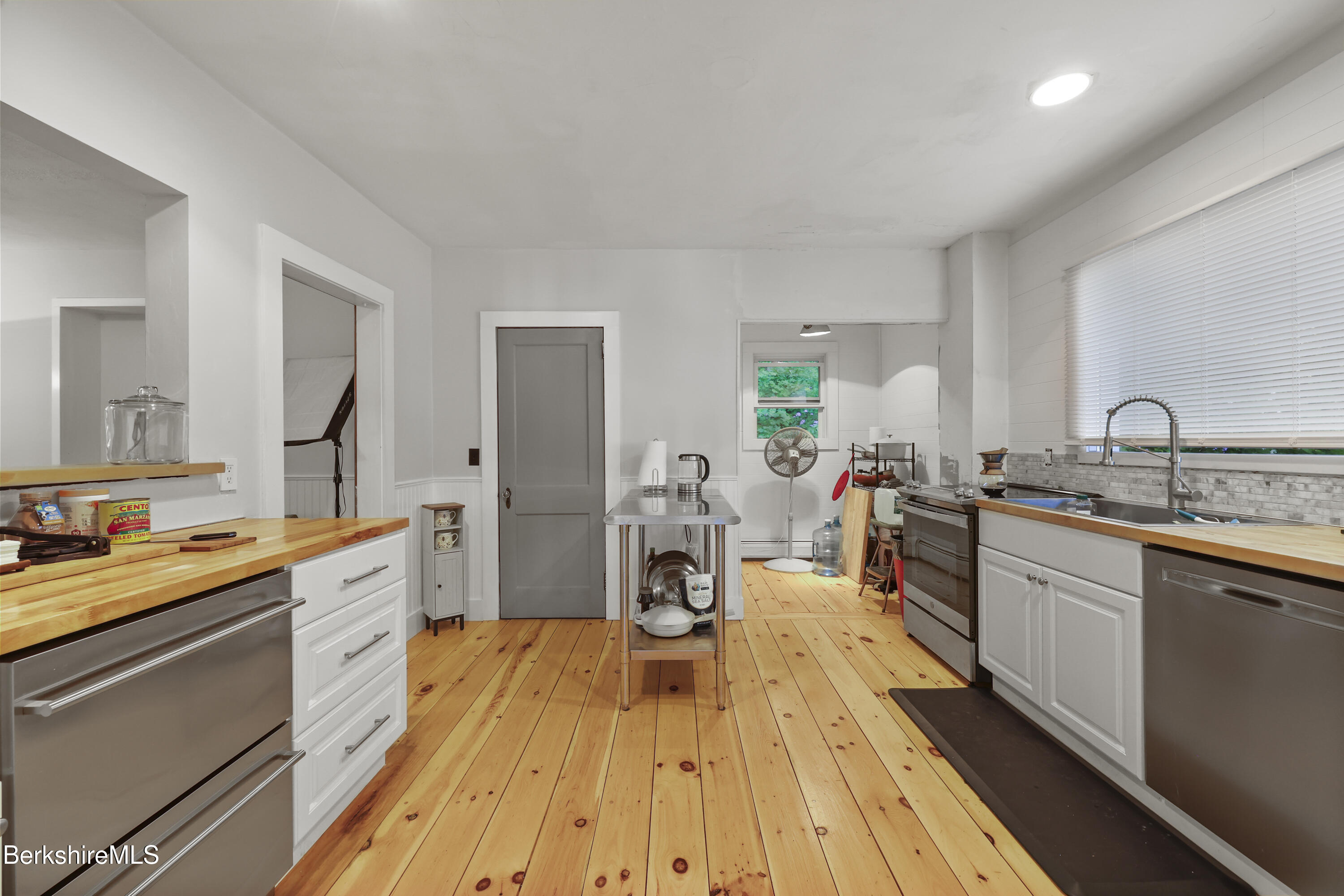 281 Walnut Street North Adams, MA 01247 - Photo 11 of 35 Kitchen