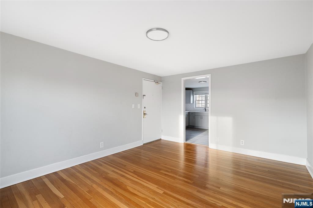 285 Hackensack Street, Unit 85B Wood-Ridge, NJ 07075 - Photo 4 of 11