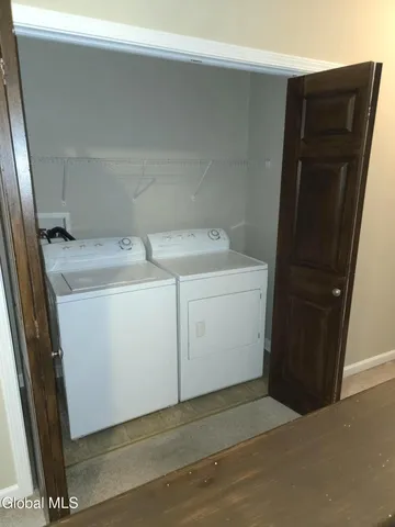 $279,900 | 305 Worthington Terrace, North Greenbush, NY 12198