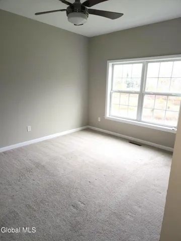 $279,900 | 305 Worthington Terrace, North Greenbush, NY 12198