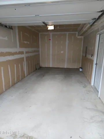 $279,900 | 305 Worthington Terrace, North Greenbush, NY 12198