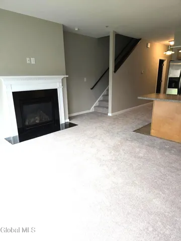 $279,900 | 305 Worthington Terrace, North Greenbush, NY 12198