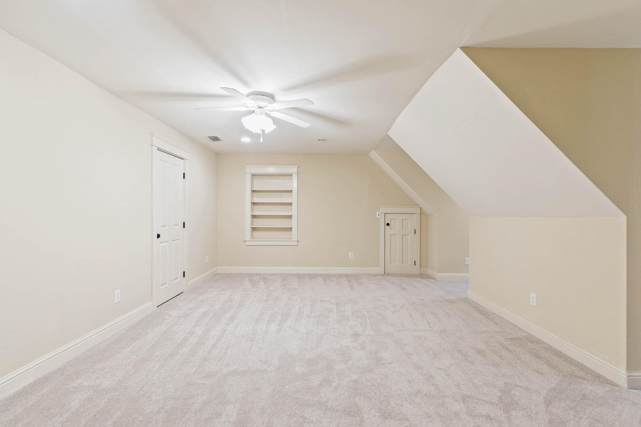 8955 North Lamhatty Lane Daphne, AL 36526 - Photo 54 of 73 Upstairs bedroom