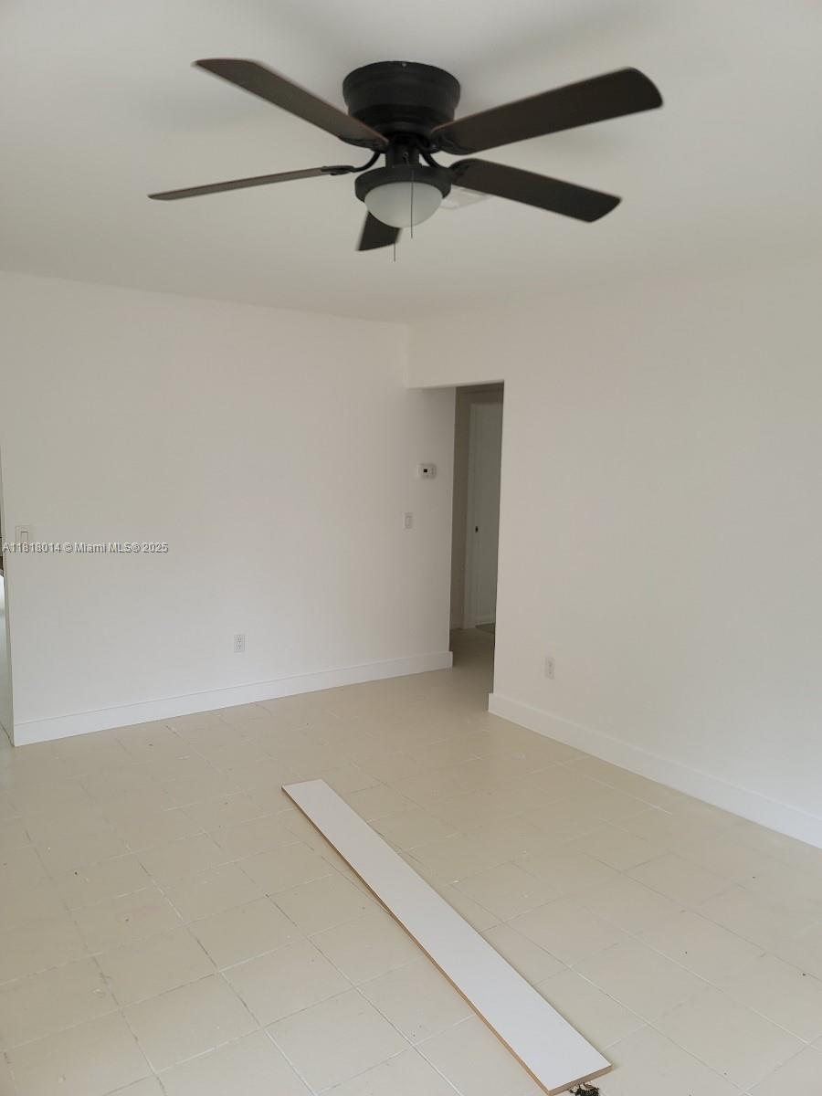 3490 Atlanta Street, Unit B Hollywood, FL 33021 - Photo 16 of 21 a view of small space