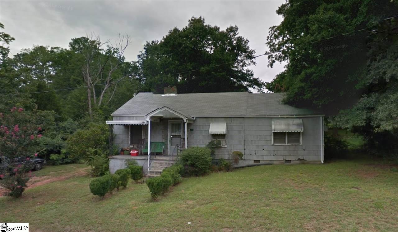 212 Buncombe Street Greer, SC 29650 - Photo 1 of 3 Gallery Image 1