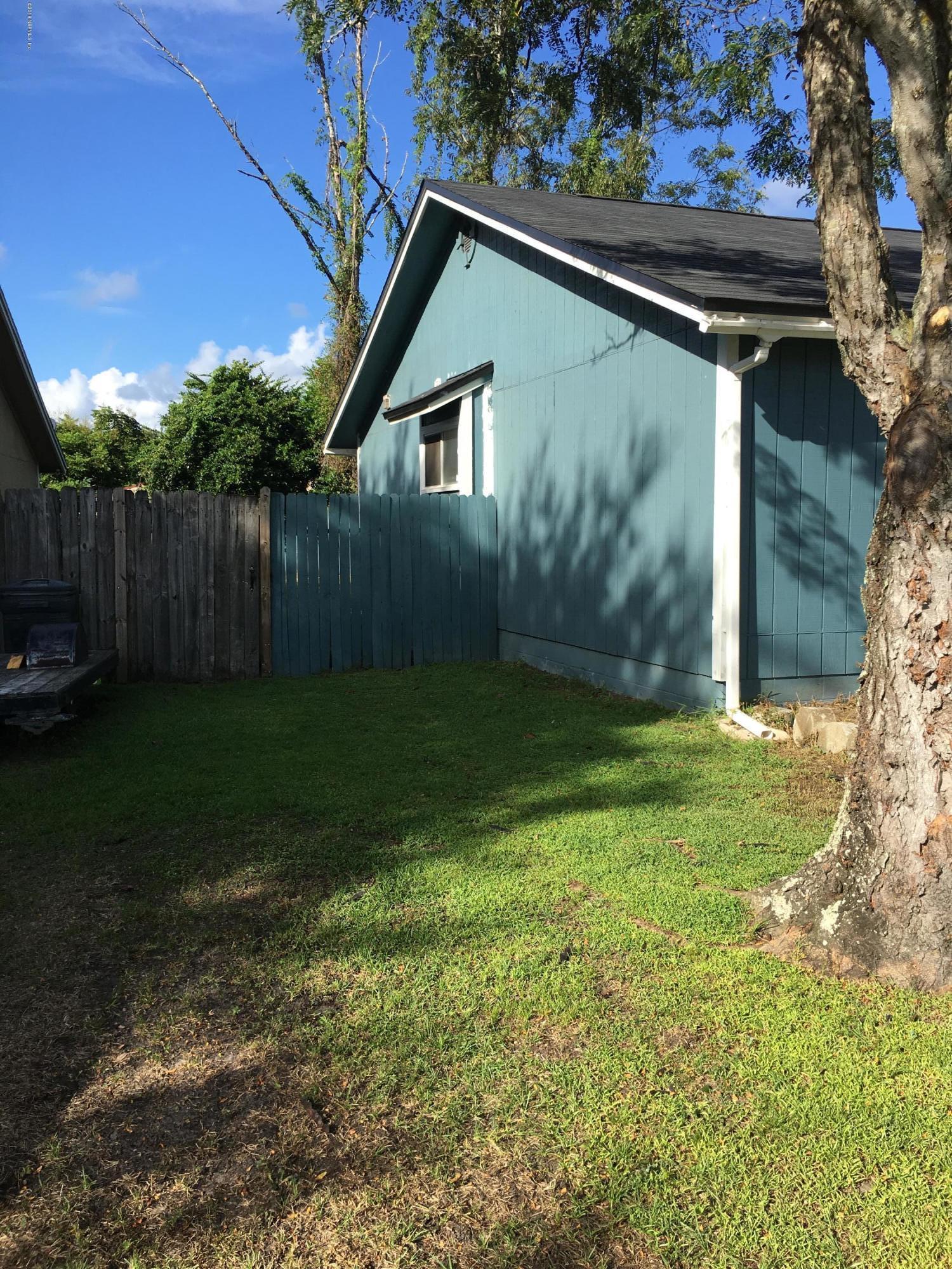 8435 Gemini Road Jacksonville, FL 32216 - Photo 23 of 24 West Side