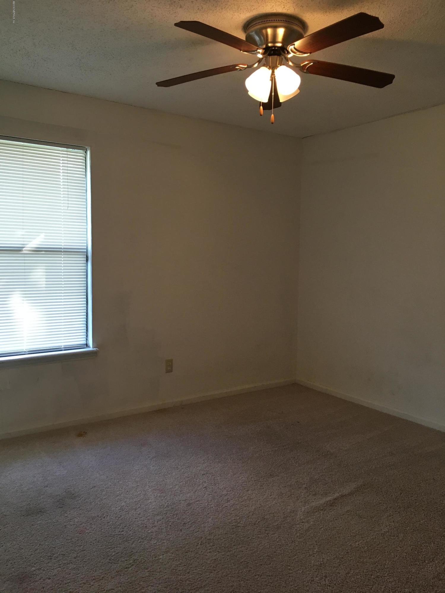 8435 Gemini Road Jacksonville, FL 32216 - Photo 8 of 24 Bedroom 2