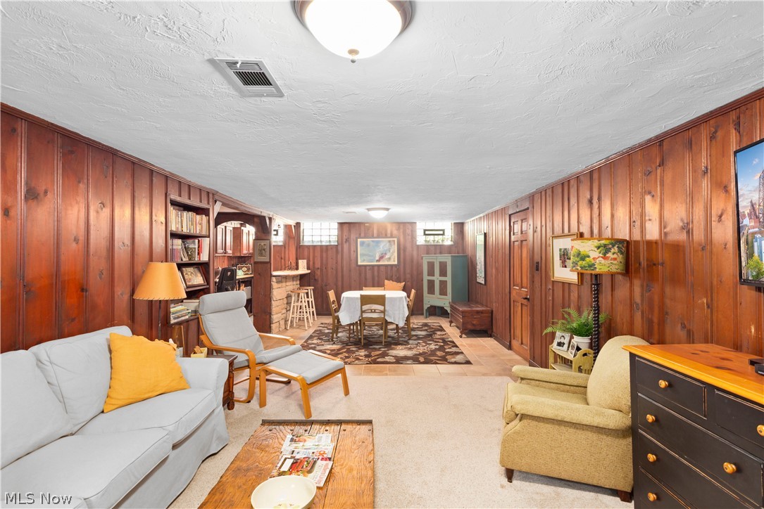 2690 Edgehill Road Cleveland, OH 44106 - Photo 30 of 35 Basement Rec Room