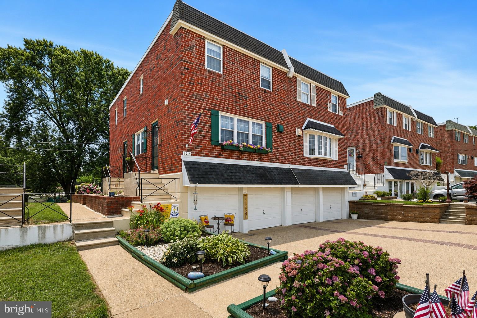 9916 South Canterbury Road Philadelphia, PA 19114 - Photo 1 of 31 Gallery Image 1