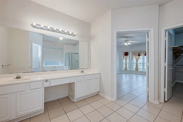 $380,000 | 16922 Echo Harbor, Friendswood, TX 77546