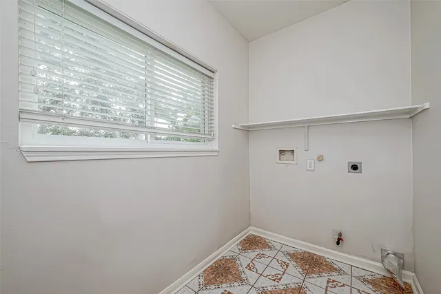 $380,000 | 16922 Echo Harbor, Friendswood, TX 77546