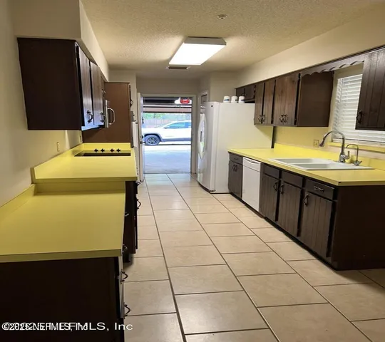 a close up of a shower