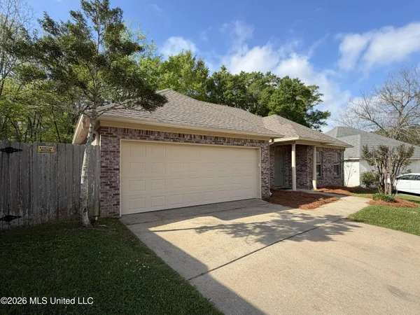 $1,900 | 101 Stapleton Drive, Canton, MS 39046