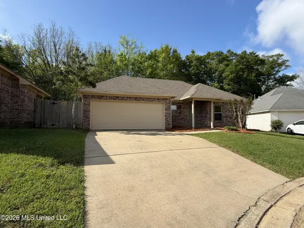 $1,900 | 101 Stapleton Drive, Canton, MS 39046