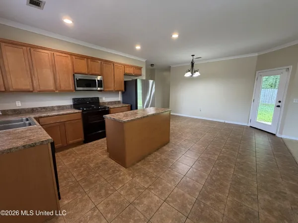 $1,900 | 101 Stapleton Drive, Canton, MS 39046