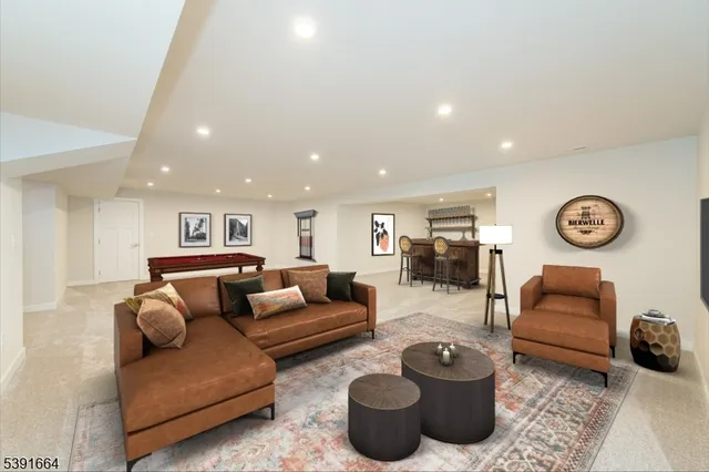 $6,000 | 14 Willow Lane, Parsippany, NJ 07054