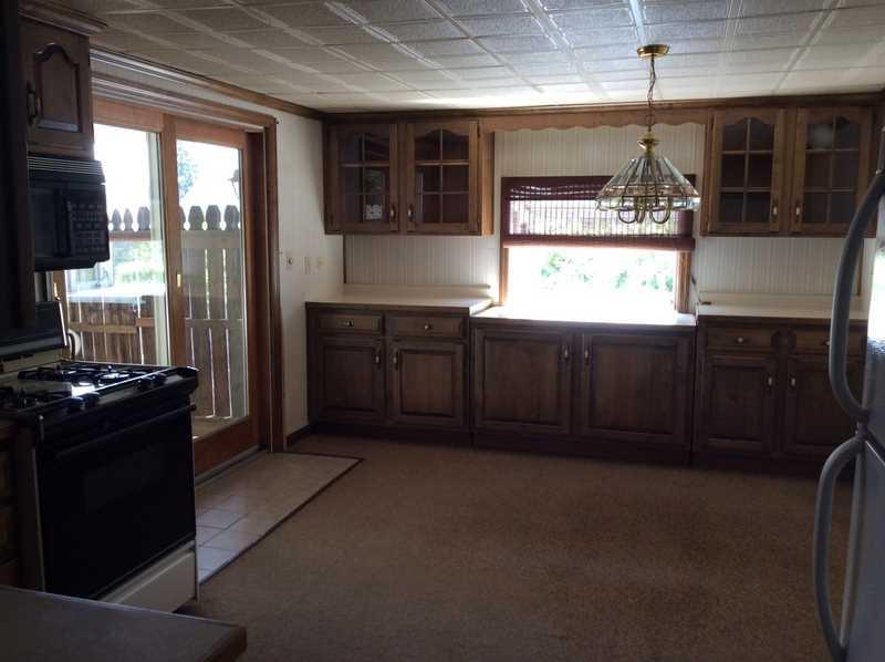 145 South Duffy Road Butler, PA 16001 - Photo 3 of 15 Kitchen.